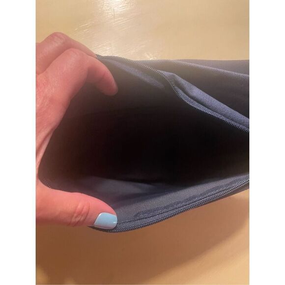 Life Is Good Belt Bag - Picture 2 of 3